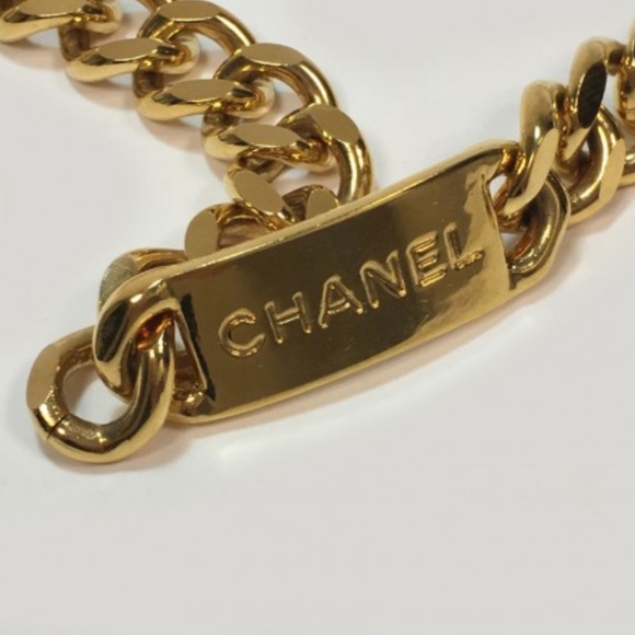 90’s. Vintage CHANEL thick chain belt with golden mademoiselle and CC charm. - Picture 4 of 4